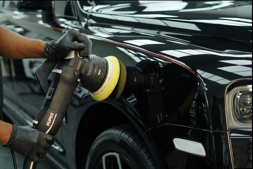 Vehicle detailing · Paint polishing befor